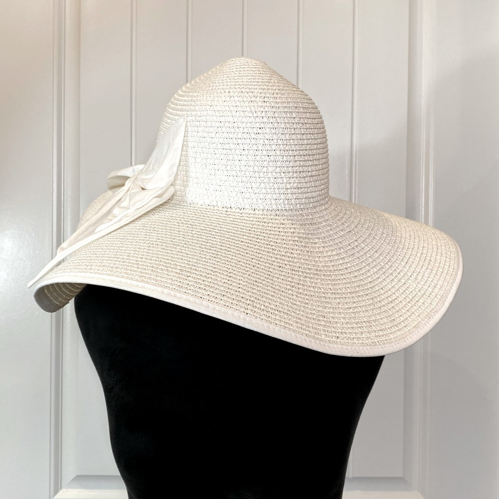 Like New!  Summer Oversized White Weaved Large Brimmed Floppy Hat